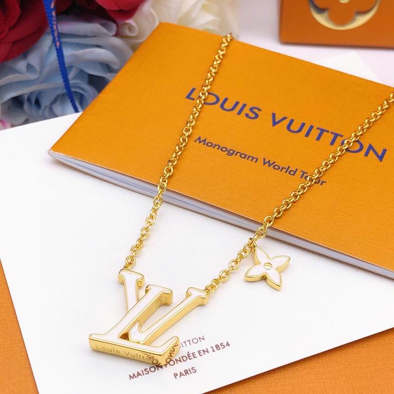 LV Necklace 03lyr707